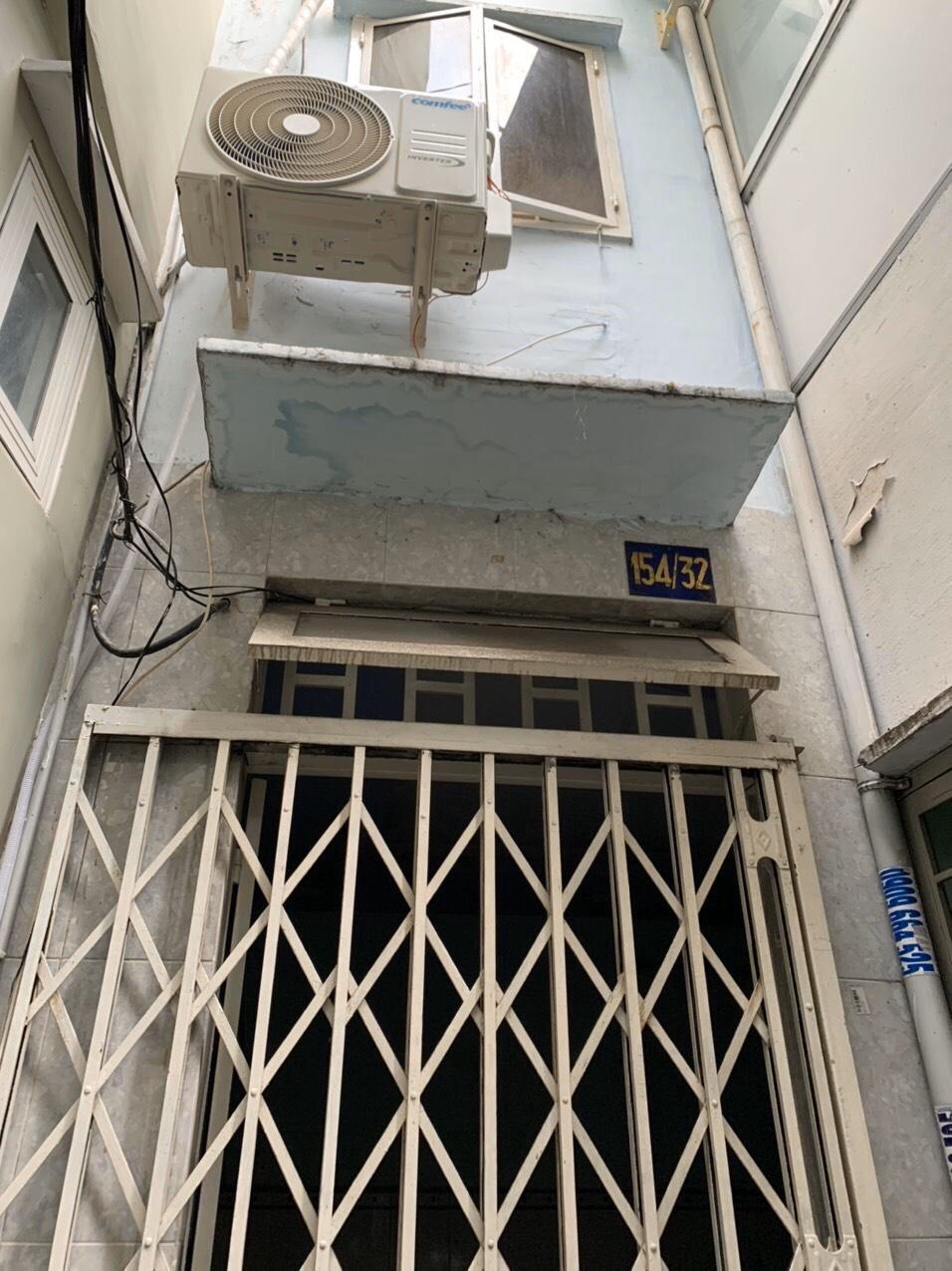 Image 1 Title
